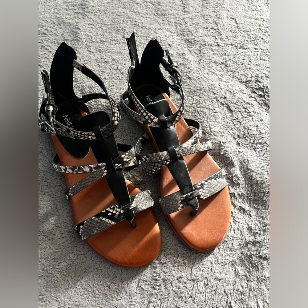 Nine West gladiator sandals zip back brand new never worn size 8.5